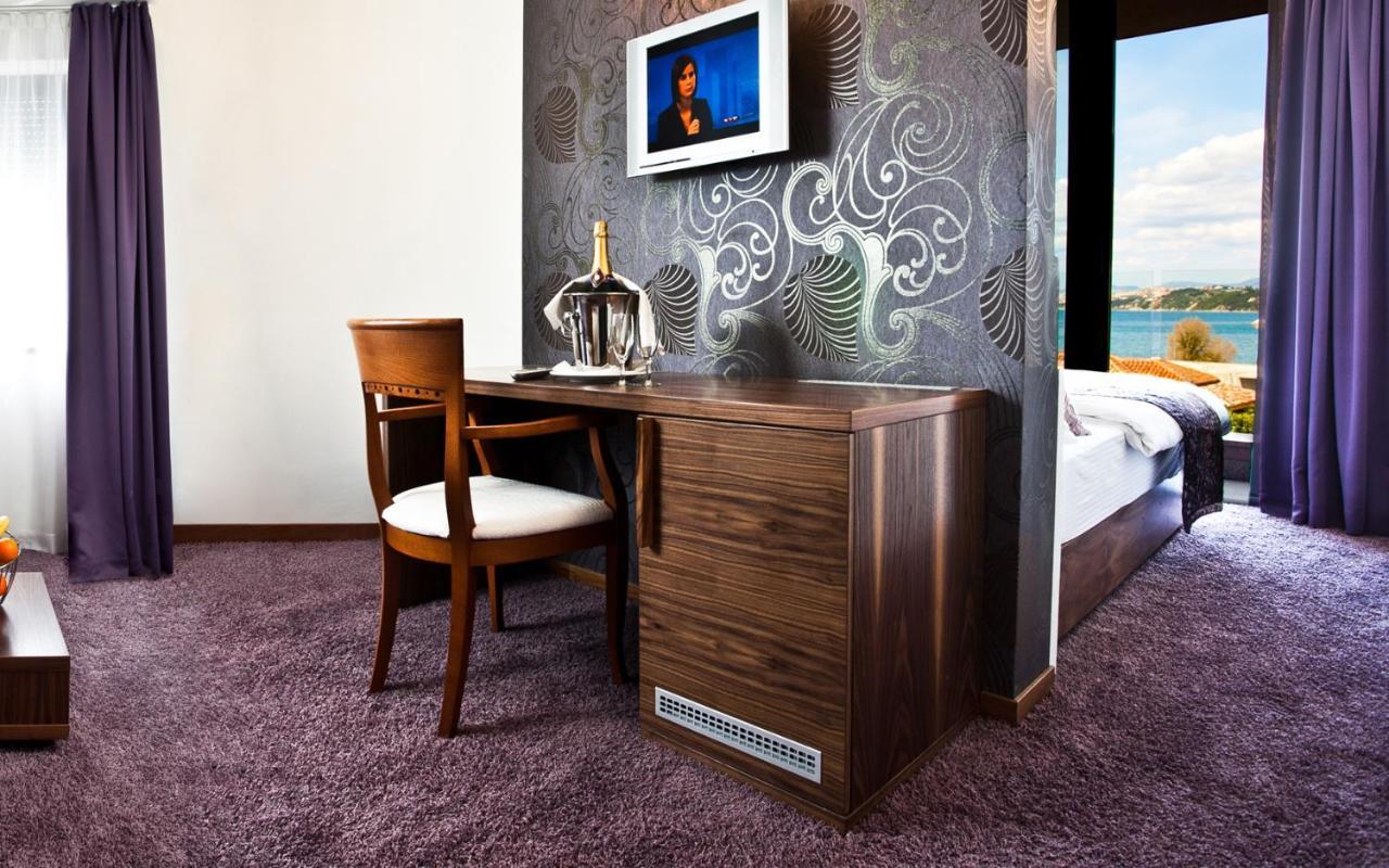 Hotel San Antonio Podstrana Luaran gambar