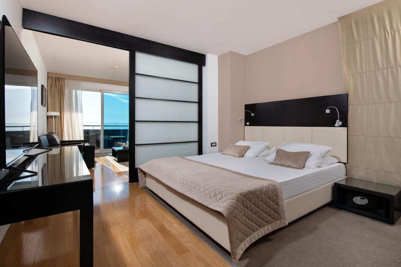 Hotel San Antonio Podstrana Luaran gambar
