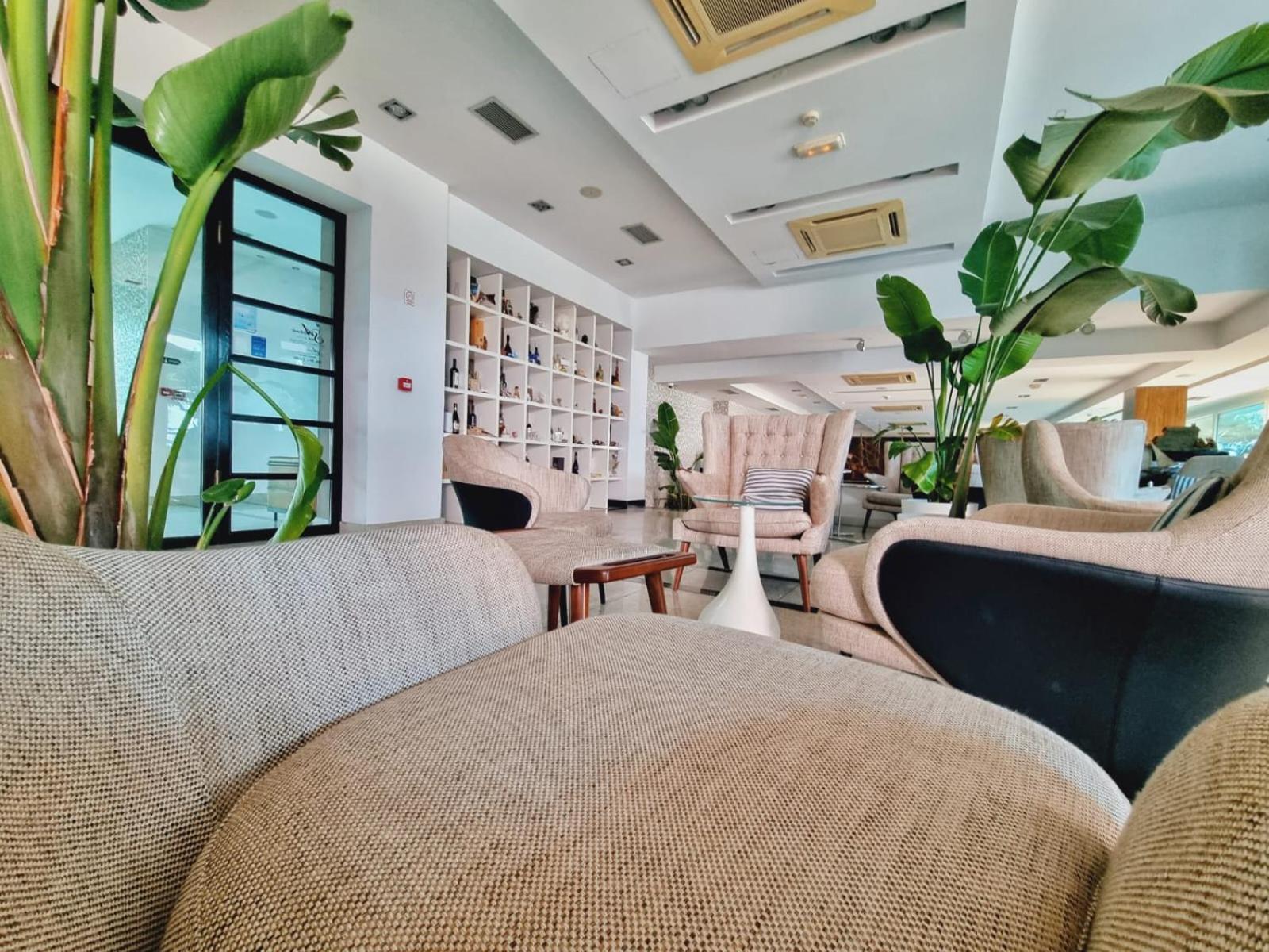 Hotel San Antonio Podstrana Luaran gambar